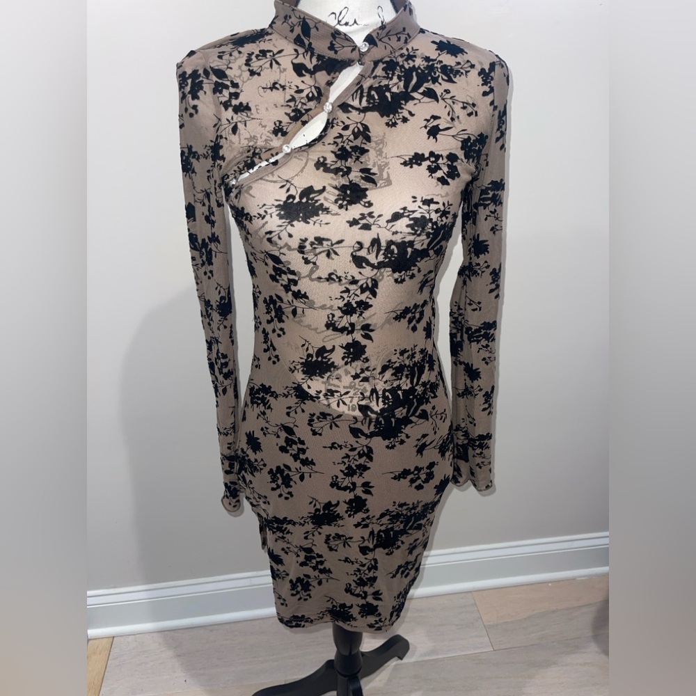 Fashion Nova Medium Sheer Mini Elegant Black Floral Dress